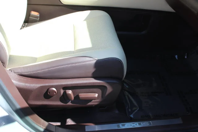 Used 2019 Silver Lexus 350L image 35