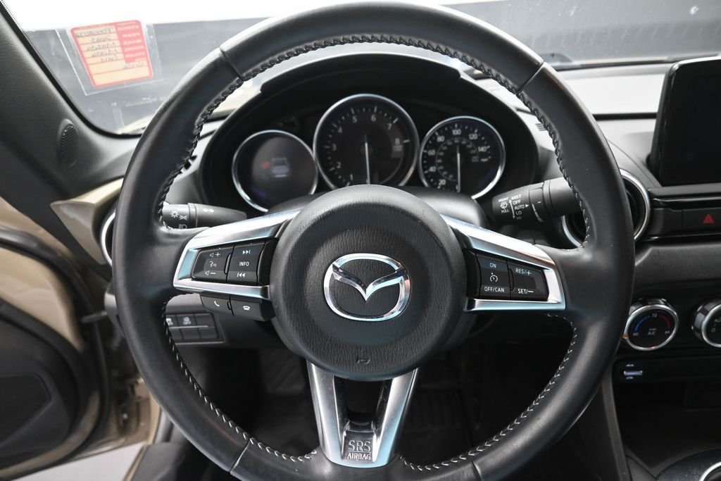Used 2023 Beige Mazda Grand Touring image 7