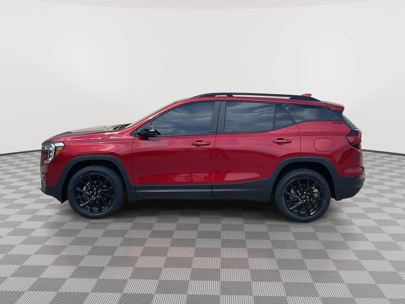 Used 2023 Volcanic Red Tintcoat GMC SLE image 6