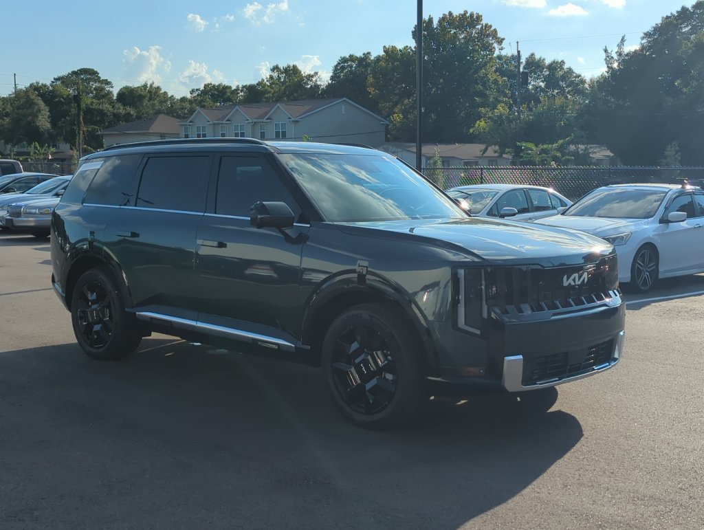 New 2027 Black Jade Green Kia SX image 8