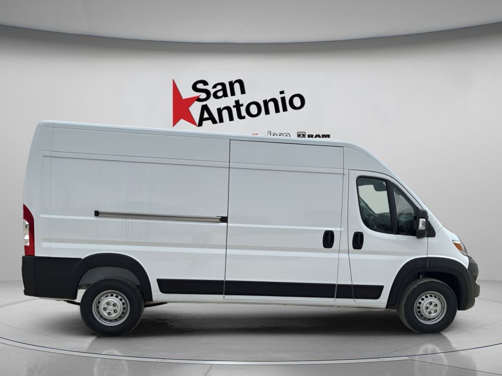 New 2026 Bright White Clear-Coat Exterior Paint RAM High Roof image 16