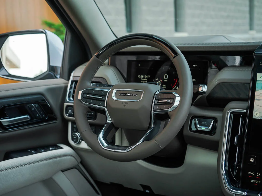2026 GMC Yukon XL Denali - Photo 16