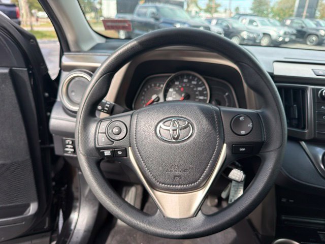 Used 2015 Black Toyota LE image 13