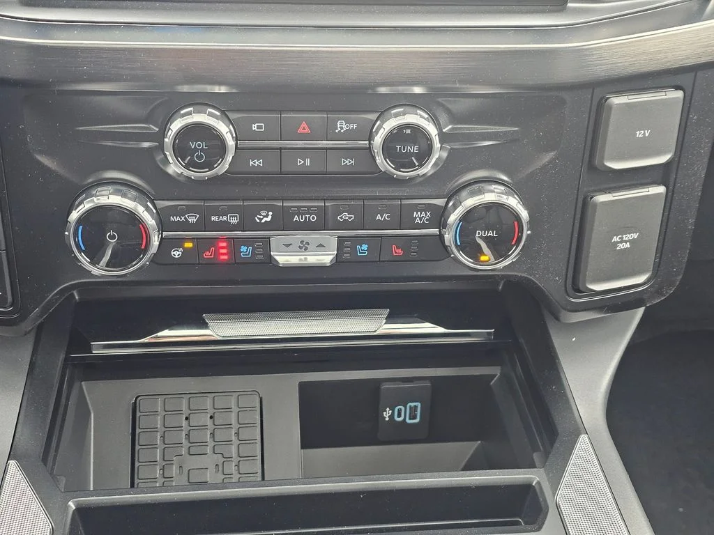 2025 Ford F-350 Super Duty Lariat - Photo 33