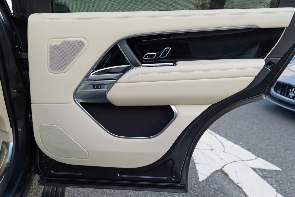 Used 2025 Gray Land Rover SE image 30