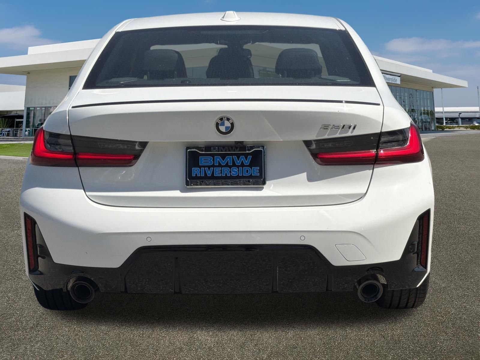 New 2026 Alpine White BMW 330i image 9