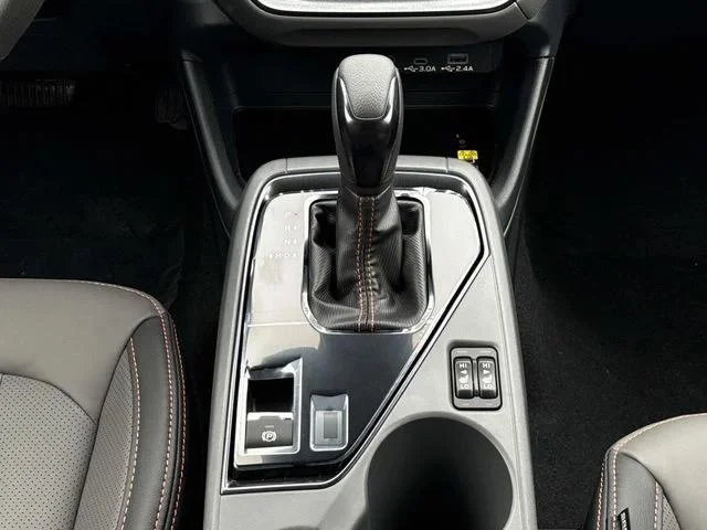 New 2026 CRYSTAL WHITE PEARL Subaru Limited Hybrid image 20