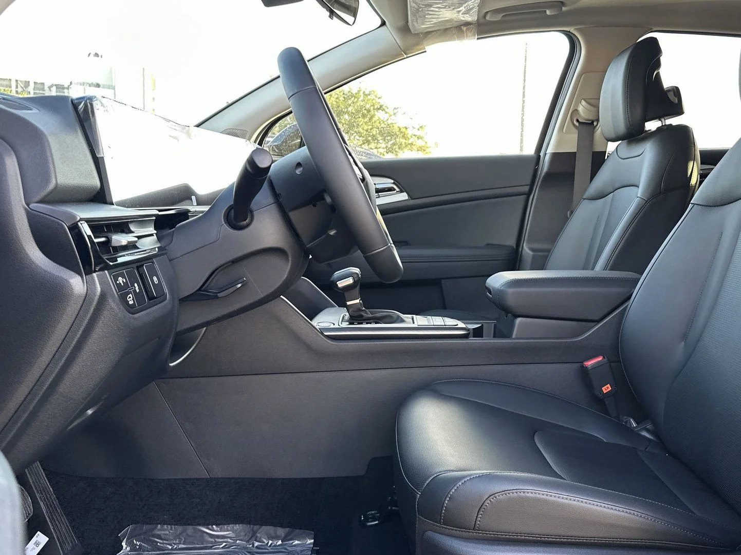 New 2026 Panthera Metal Kia EX image 15