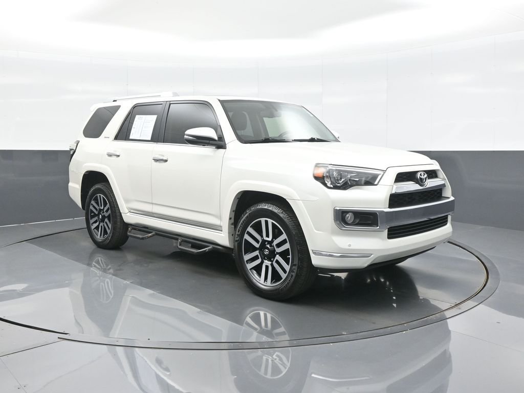 2017 Toyota 4Runner Limited 4x4 V6's photo