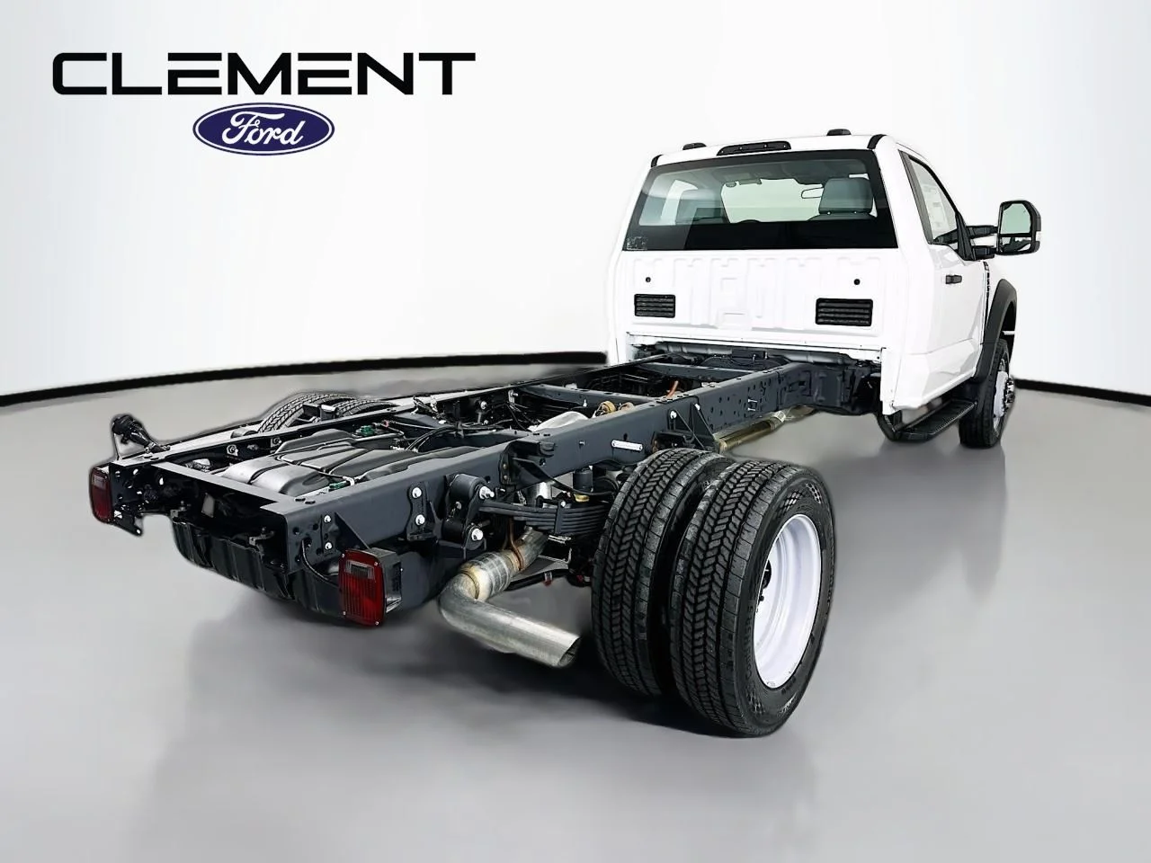 New 2026 Oxford White Ford F-550® XL image 6
