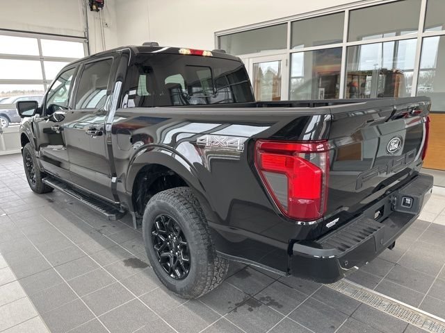 New 2026 Agate Black Metallic Ford XLT image 9