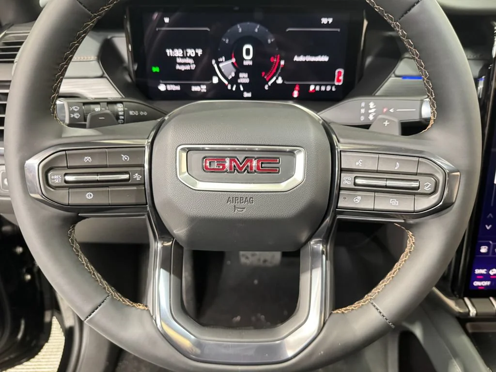 2027 GMC Acadia AT4 - Photo 18