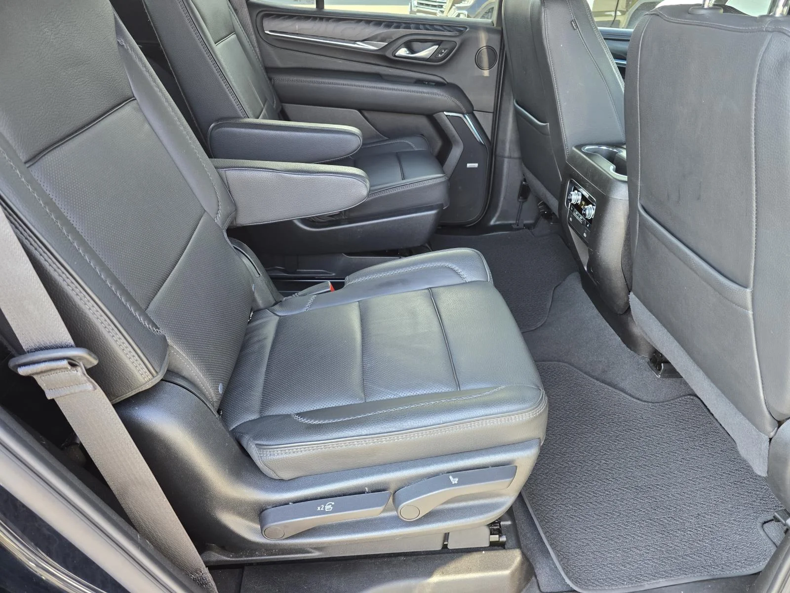 Certified Used 2023 ONYX BLACK GMC Denali image 20
