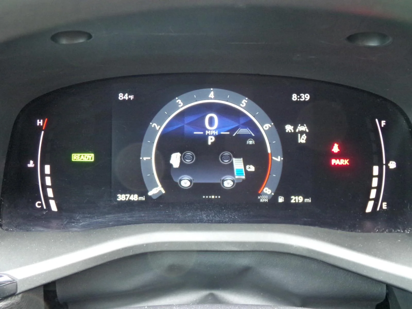 2025 Toyota Camry LE - Photo 8