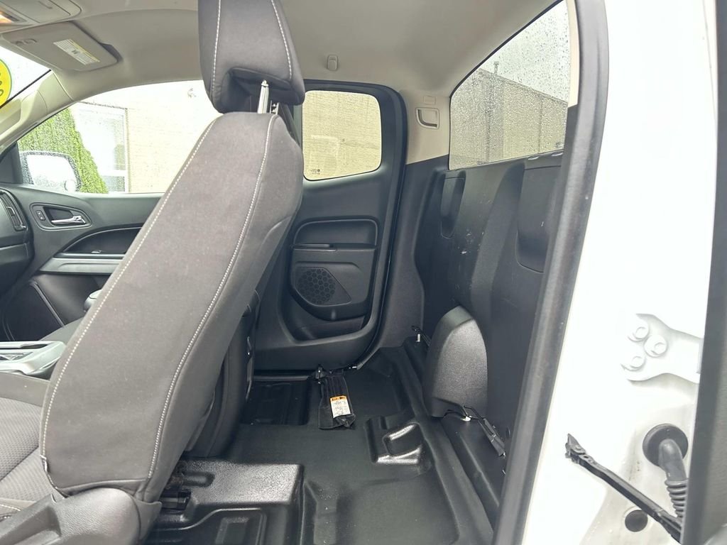 Used 2021 White Chevrolet LT image 14
