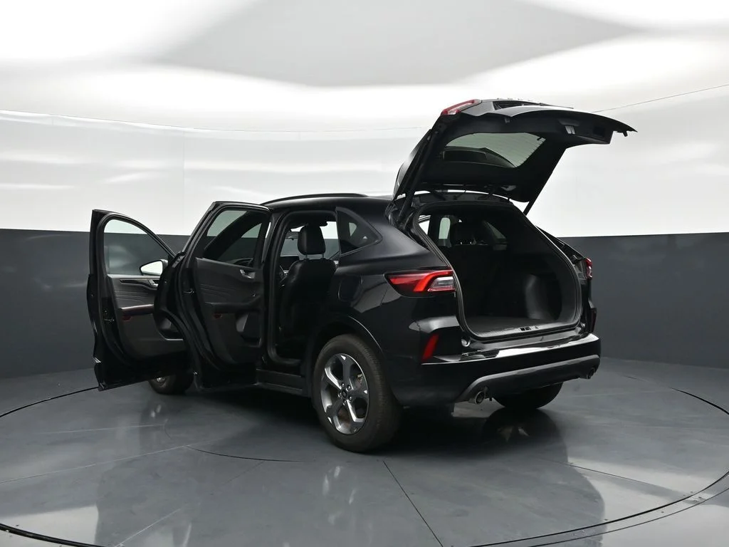 Used 2024 Black Ford ST-Line image 30