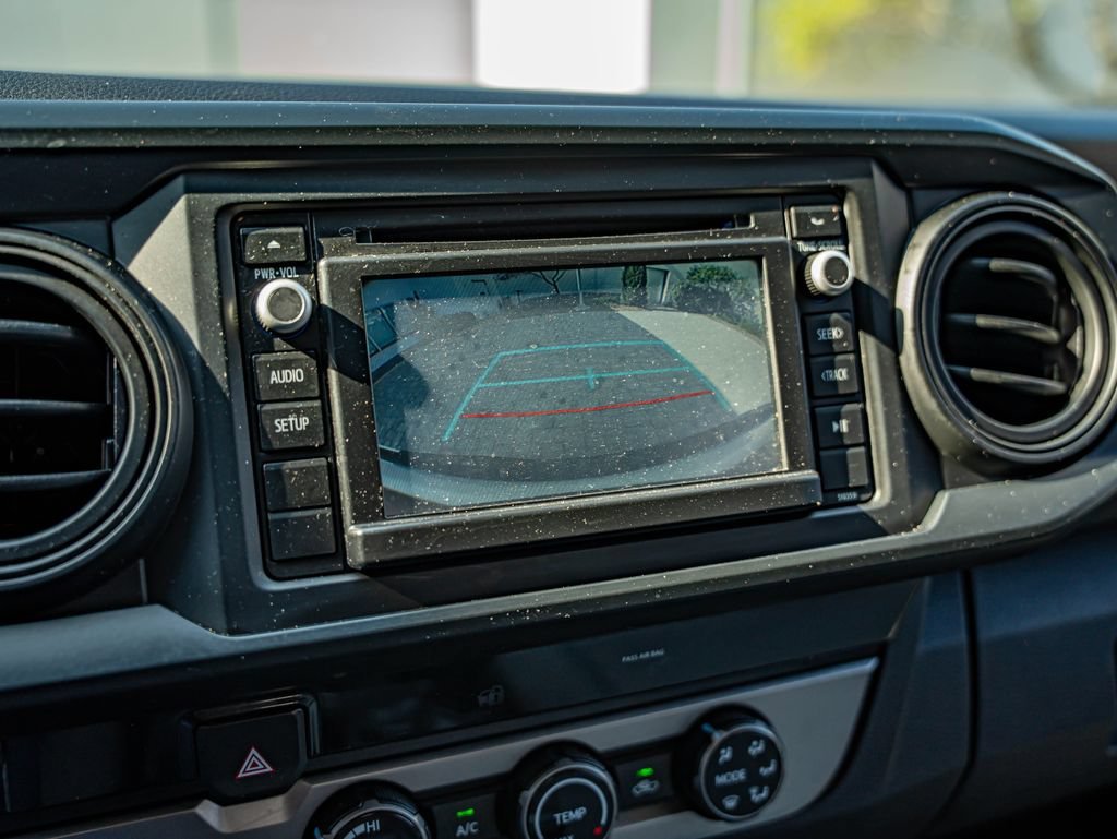 Used 2018 Super White Toyota SR image 26