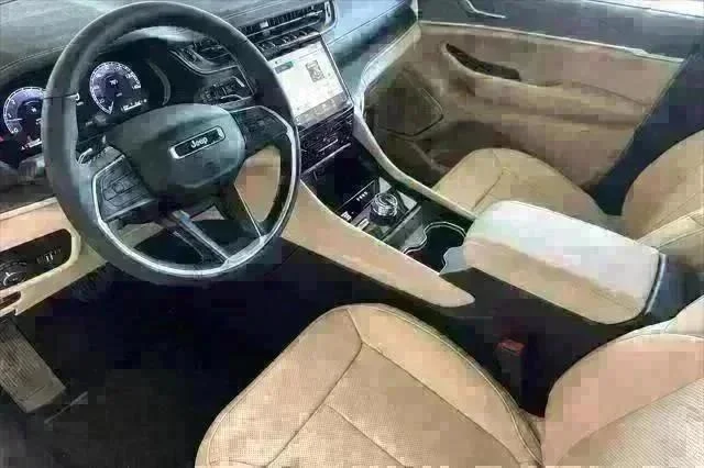 2025 Jeep Grand Cherokee Limited - Photo 10