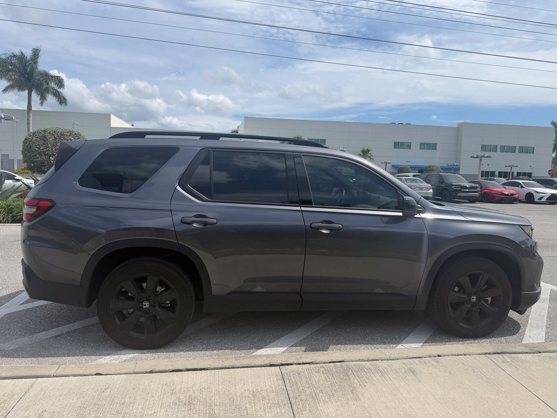 Certified Used 2025 Modern Steel Metallic Honda Black Edition image 6