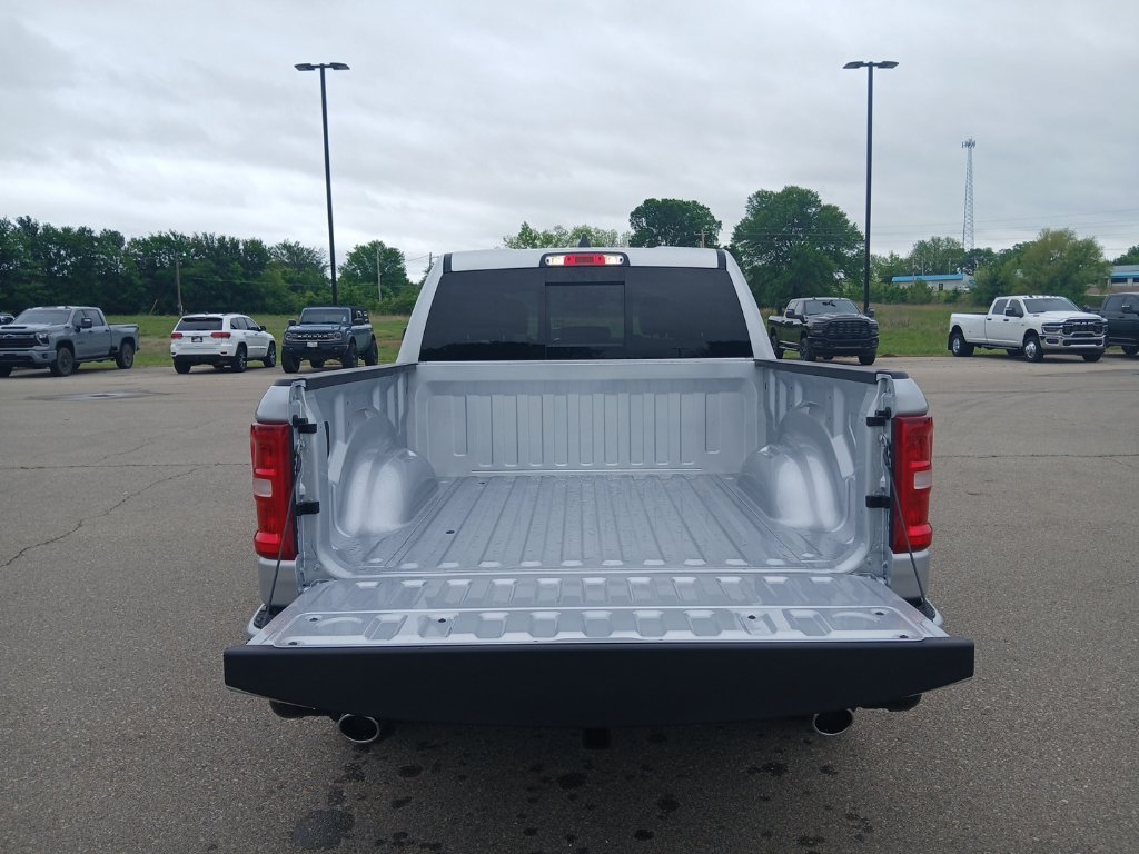 2026 RAM 1500 Laramie - Photo 12
