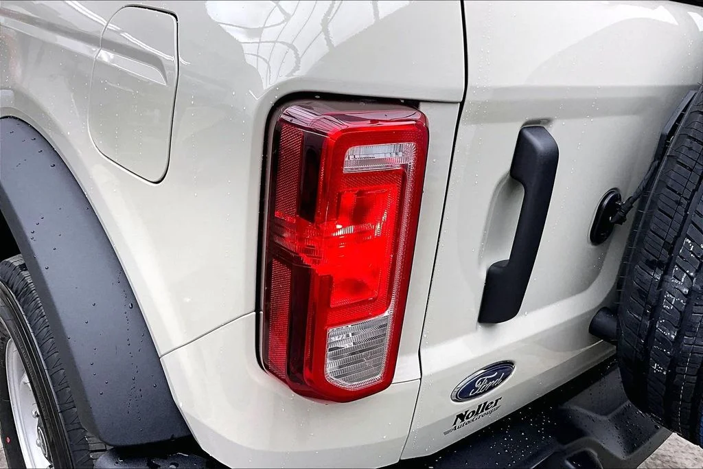 New 2025 Beige Ford Base image 25