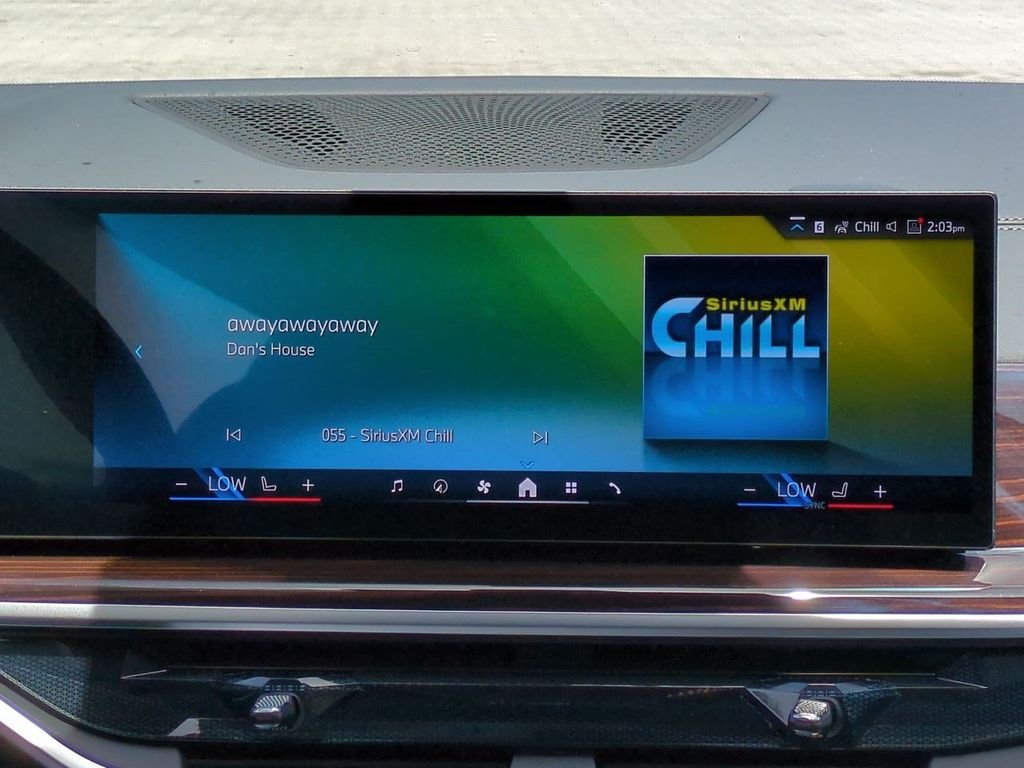 New 2026 Alpine White BMW xDrive40i image 18