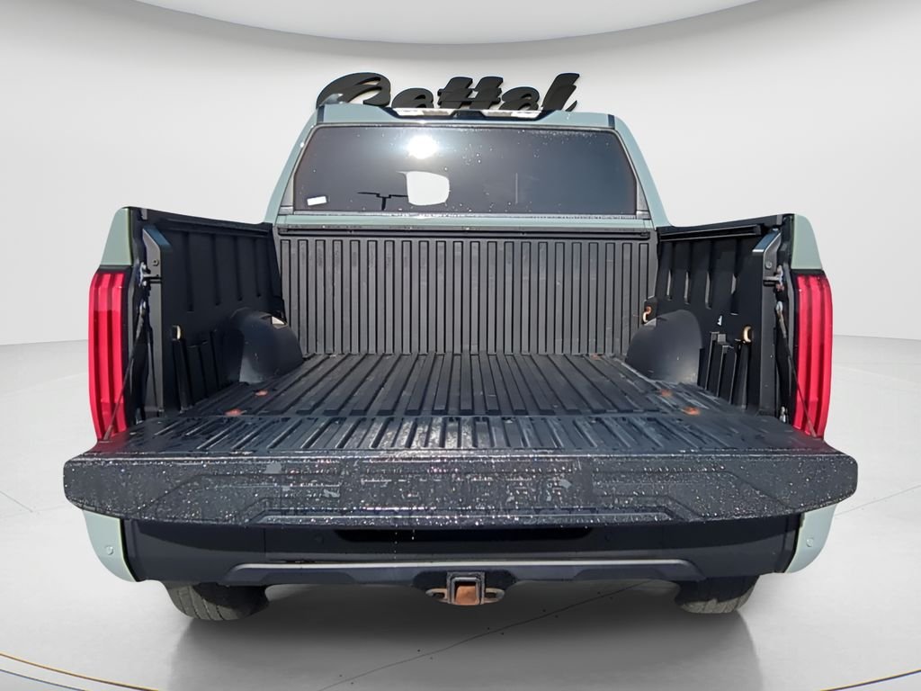 Used 2024  Toyota SR5 image 17