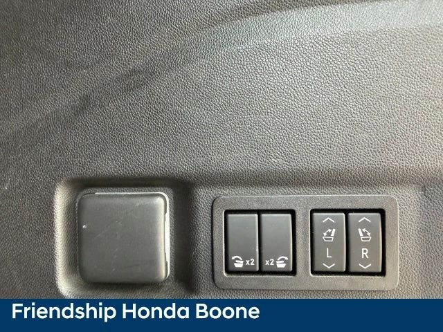 Used 2021 Gray Chevrolet Premier image 48