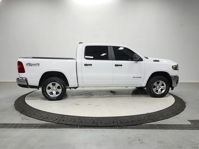 Used 2025 White Ram Big Horn/Lone Star image 8