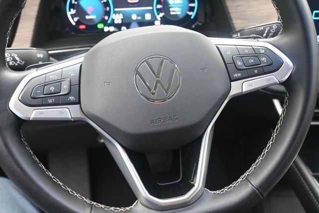 Used 2025  Volkswagen 2.0T SEL image 14