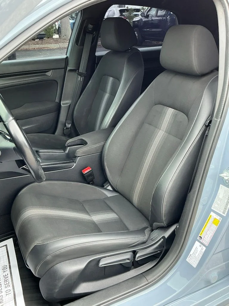 Used 2023  Honda Sport image 30
