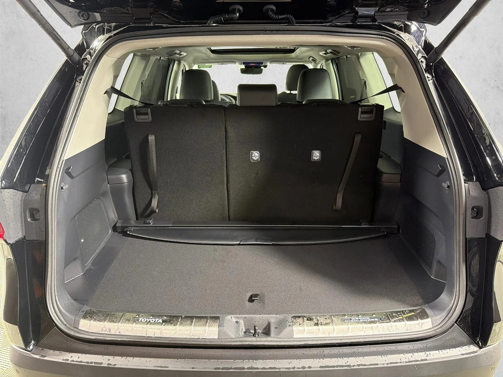Used 2026 Gray Toyota LE image 19