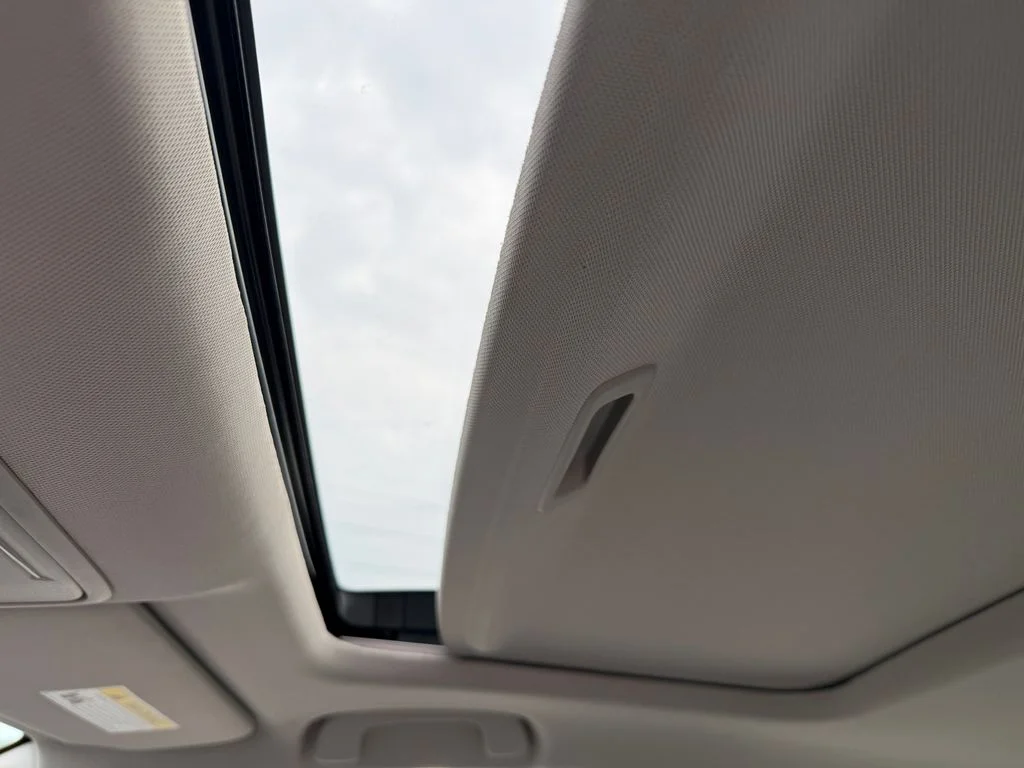 New 2026 Meteorite Gray Metallic Honda SE image 22