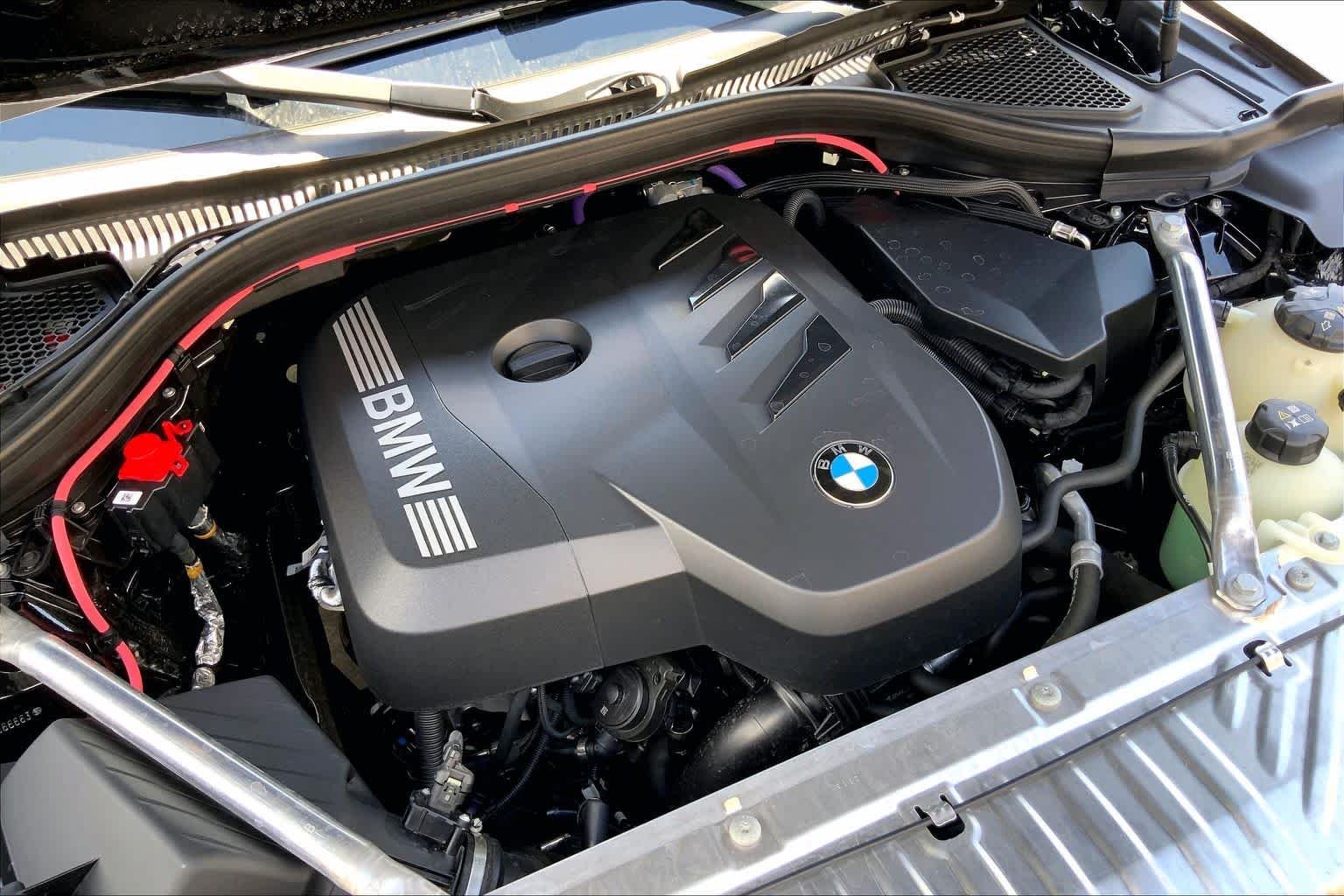 Used 2025 Black Sapphire Metallic BMW 30 xDrive image 33