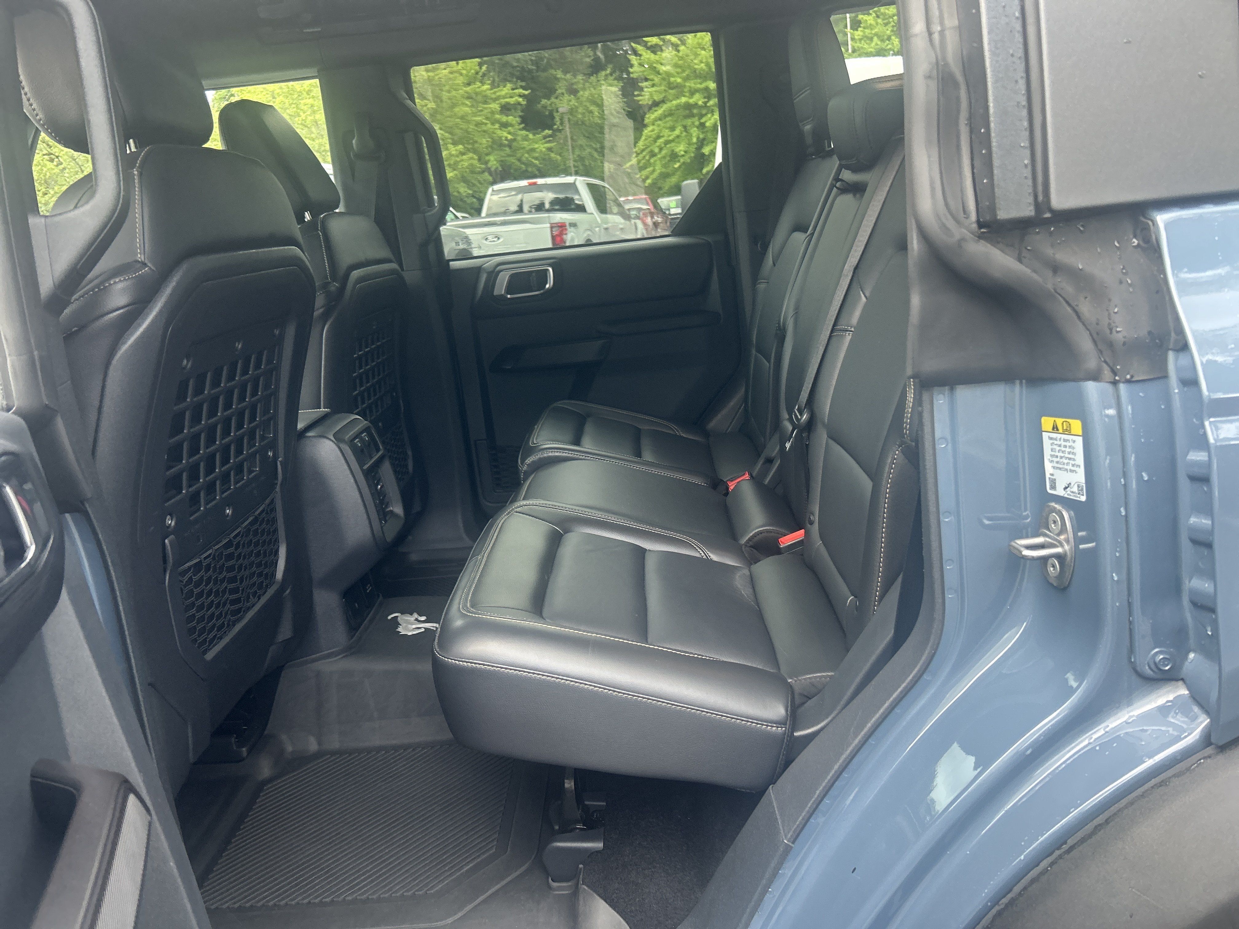 Used 2025 Azure Gray Metallic Ford Badlands image 12
