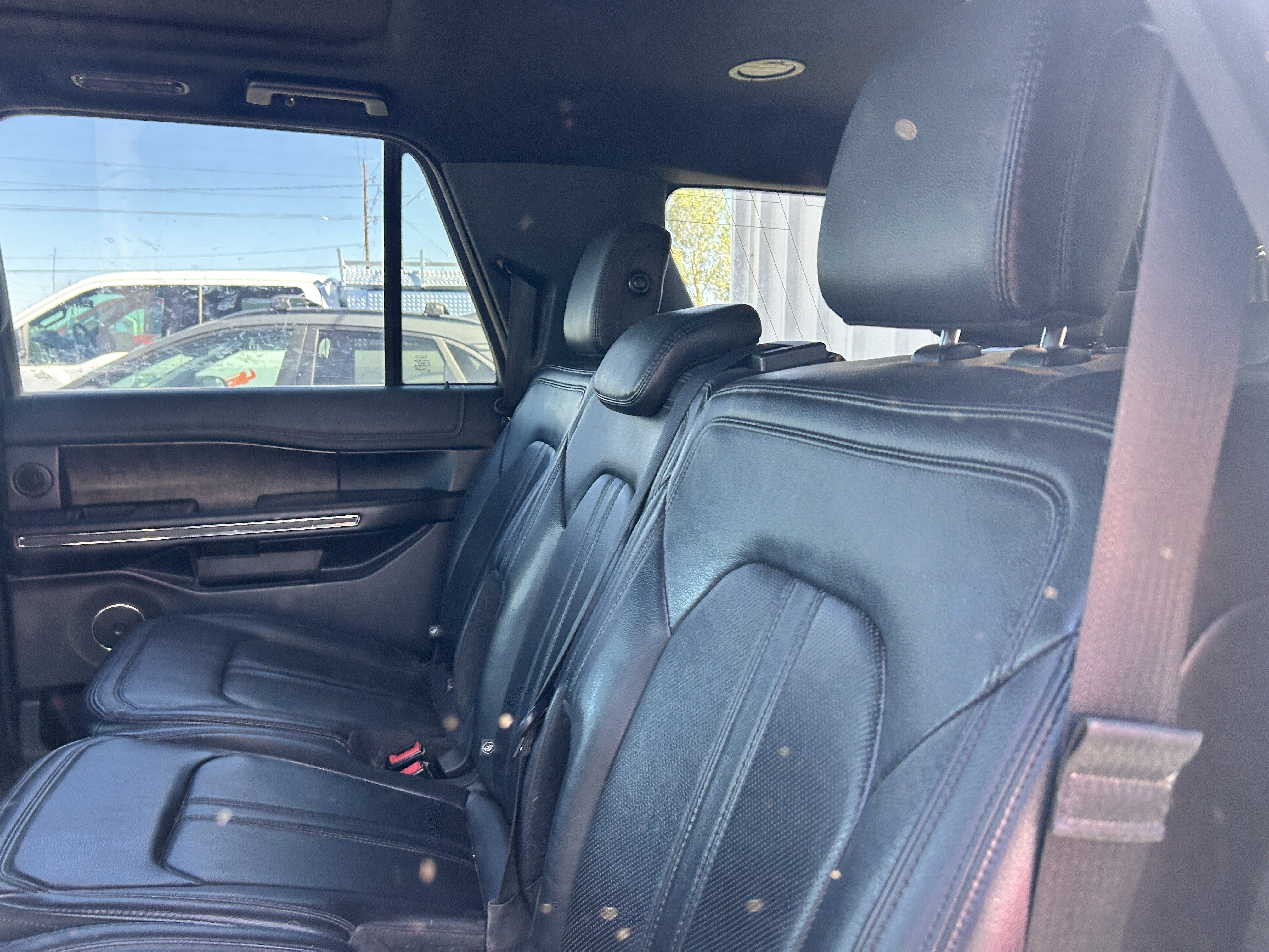 Used 2019 Oxford White Ford Limited image 10