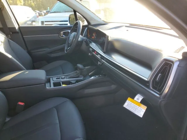 2025 Kia Sorento S - Photo 32
