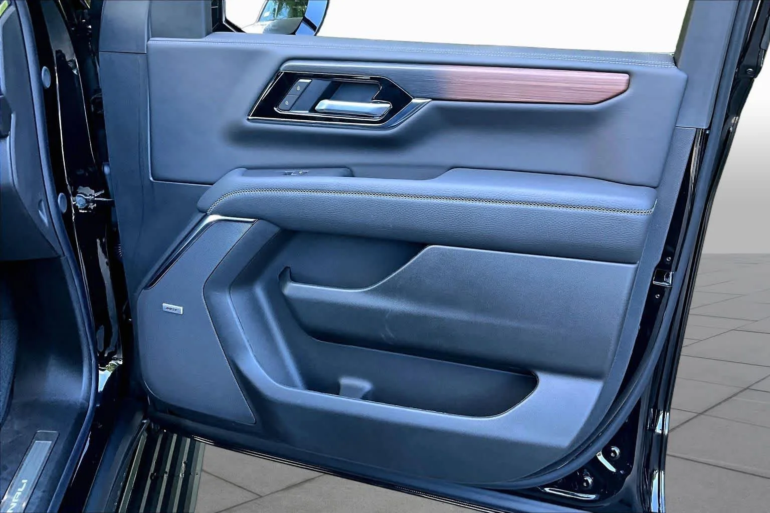 Used 2026 Onyx Black GMC Denali image 22