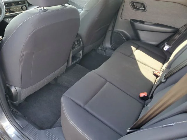 Used 2023 Gray Nissan S image 9