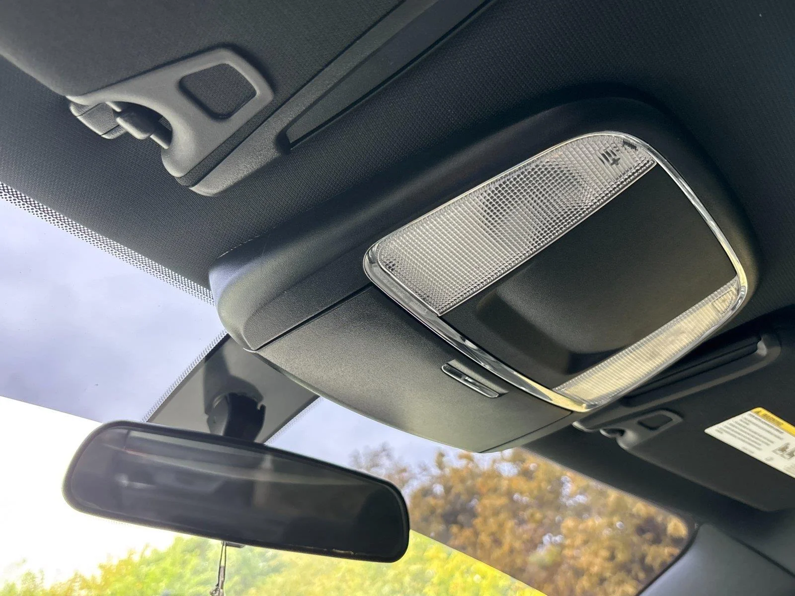 Used 2019 Granite Pearlcoat Dodge SXT image 28