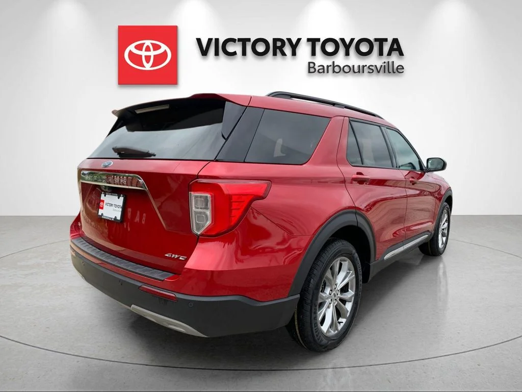 Used 2023 Red Ford XLT image 7