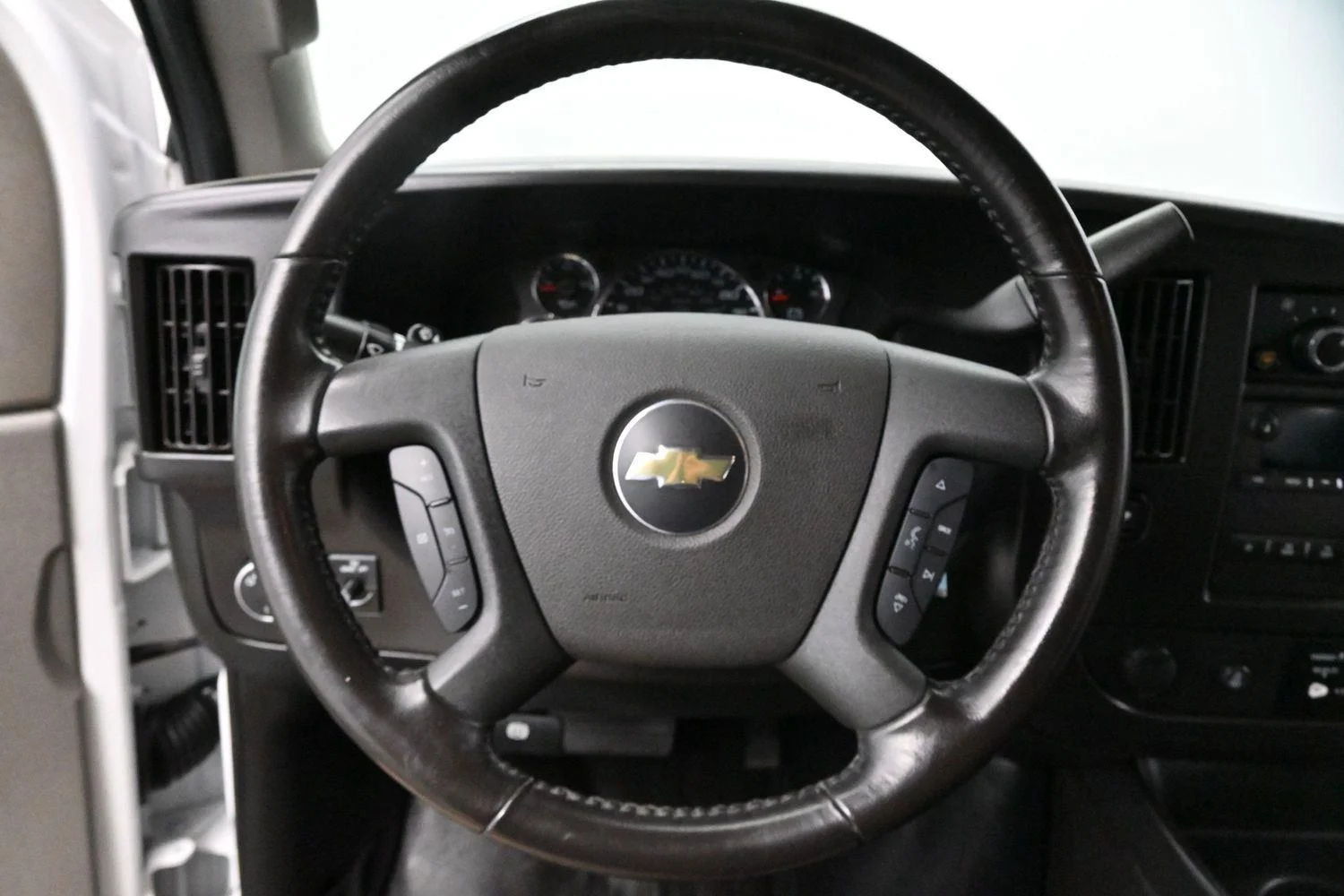 Used 2023 Summit White Chevrolet WT image 14