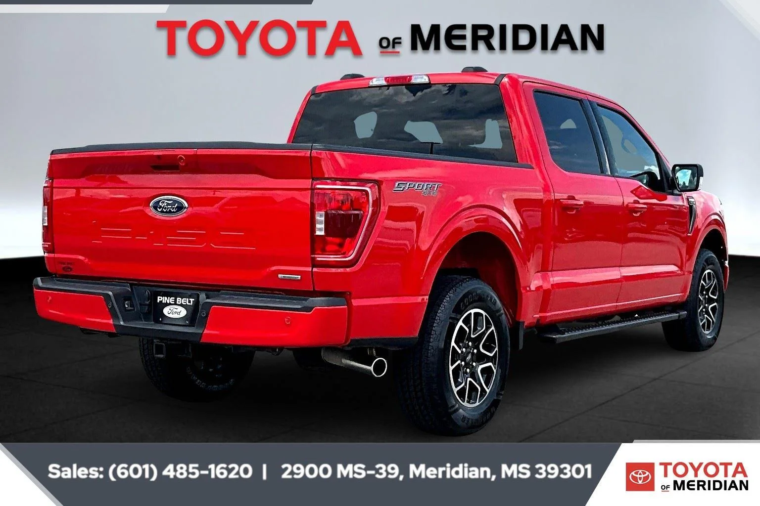 Used 2023 Race Red Ford XLT image 11