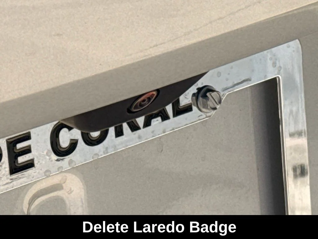 New 2026 Silver Zynith Exterior Paint Jeep Laredo Altitude image 36