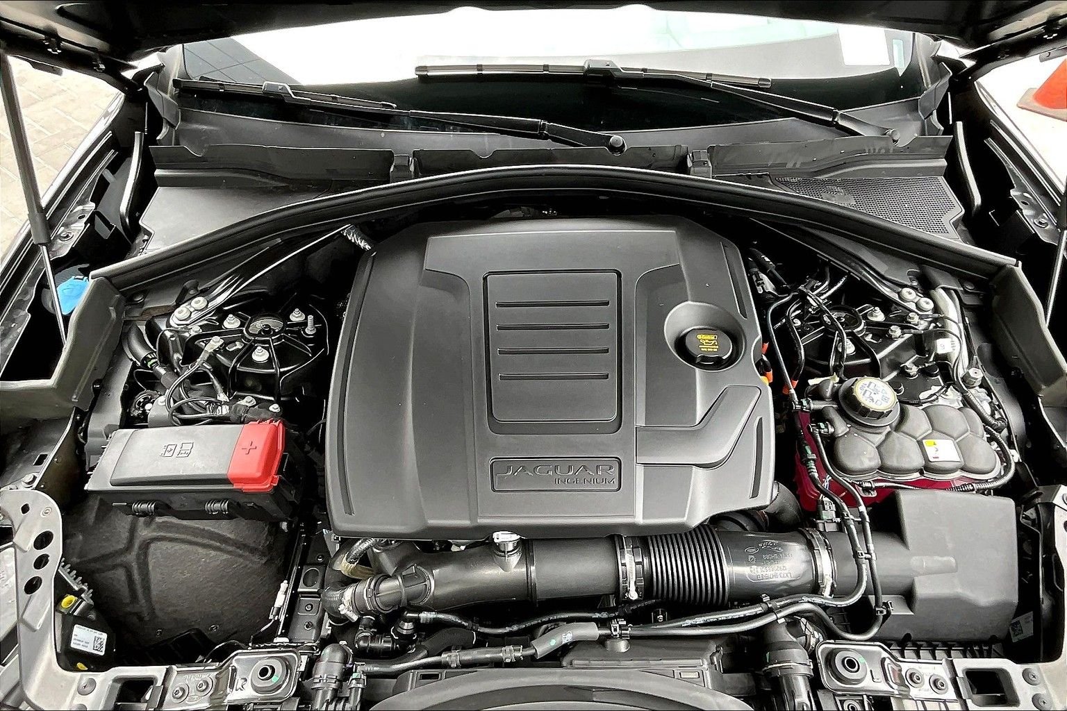2026 Jaguar F-Pace R-Dynamic S - Photo 11