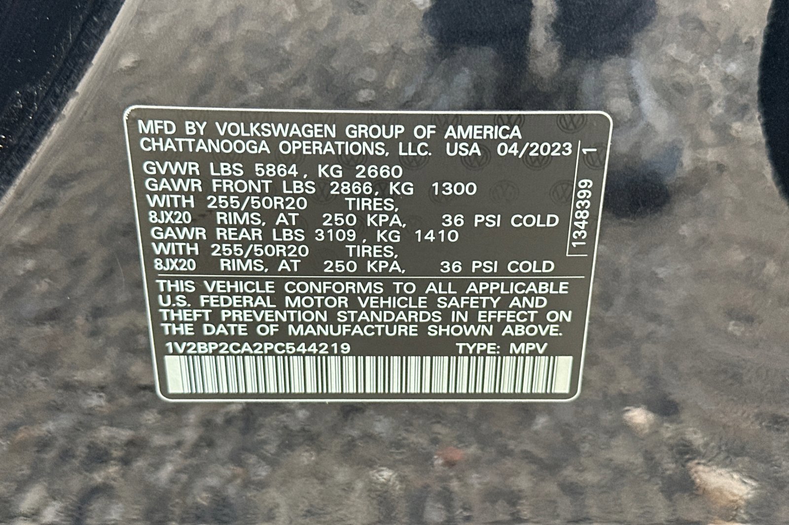 Certified Used 2023  Volkswagen 2.0T SEL image 31