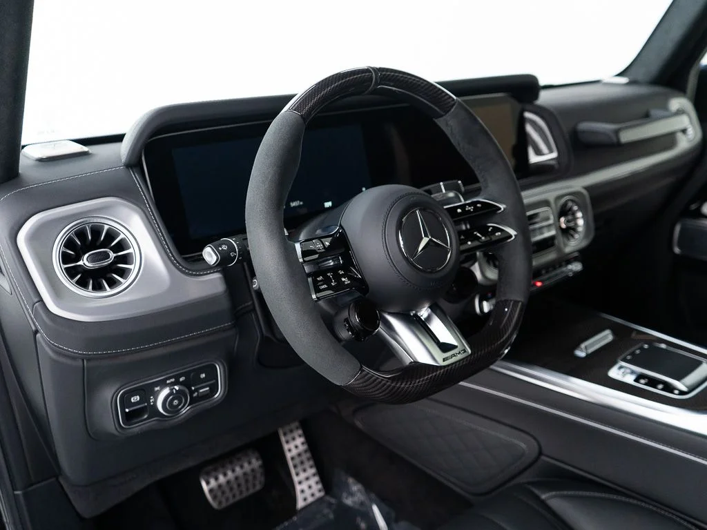 Used 2025 MANUFAKTUR Night Black Magno Mercedes-Benz G 63 AMG® 4MATIC® image 14