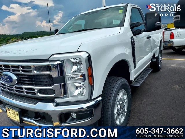 2026 Ford Super Duty F-350 SRW XLT