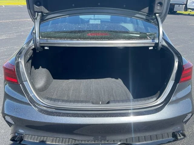Used 2024 Gray Kia GT-Line image 27