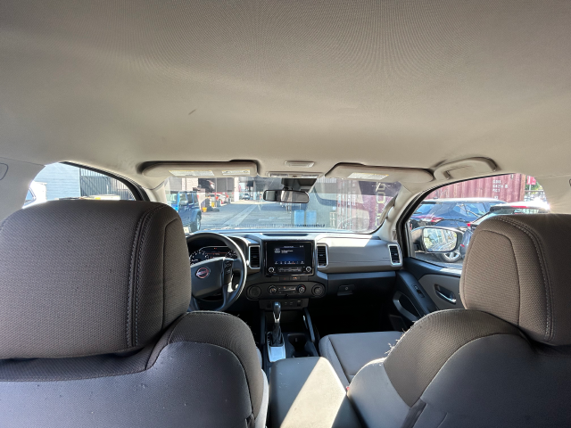 Used 2022 Gray Nissan SV image 38